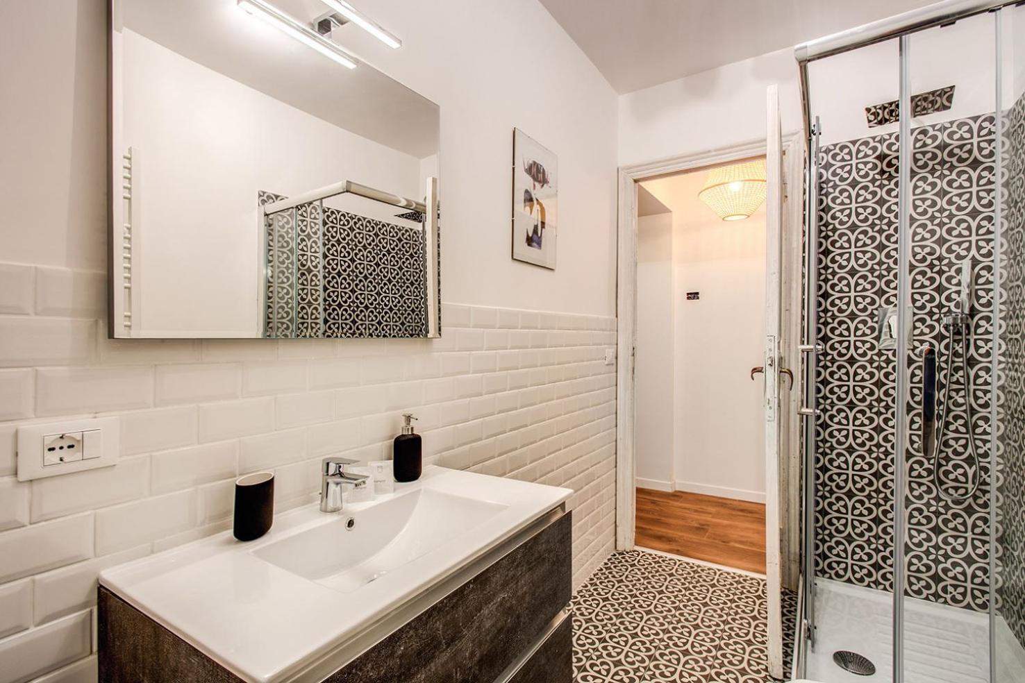 Monti Quiet And Spacious Apartment Roma Exterior foto